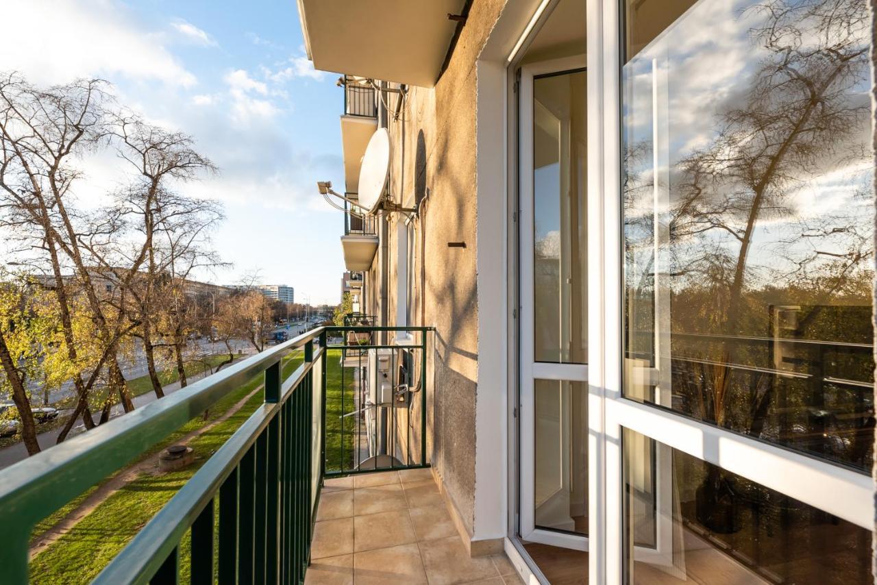 Ochota Sunny Apartment Warschau Buitenkant foto