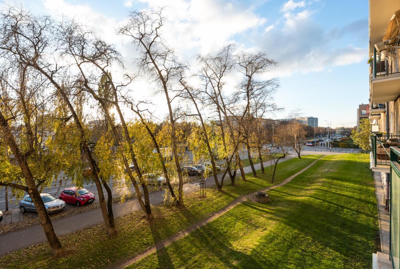 Ochota Sunny Apartment Warschau Buitenkant foto